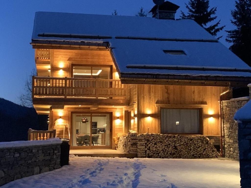 Chalet Carriaz Meribel Village 14Pers A 5Min A Pieds Des Pistes Et Commerces Les Allues Luaran gambar